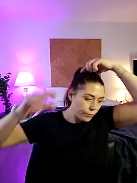 Snapshot of Ellie-L-Elizabeth chatting on 20, 11, 2025 Ellie-L-Elizabeth online show from 20, 11, 2025