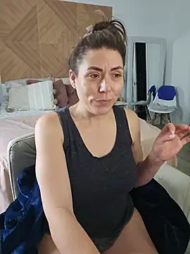 Ellie-L-Elizabeth online show from 27, 5, 2026