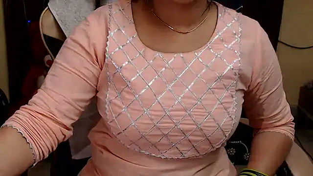 Snapshot of Naughty_Kashish chatting on 1, 12, 2025 Naughty Kashish online show from 1, 12, 2025