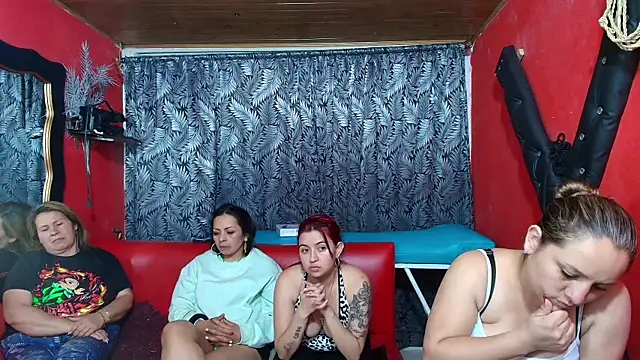 lesbiancuple online show from 22, 3, 2025