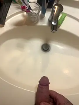 Snapshot of RenaudS-02 chatting on 4, 12, 2025 RenaudS-02 online show from 4, 12, 2025