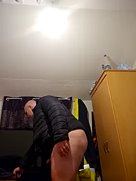 mario890605 online show from 23, 2, 2026