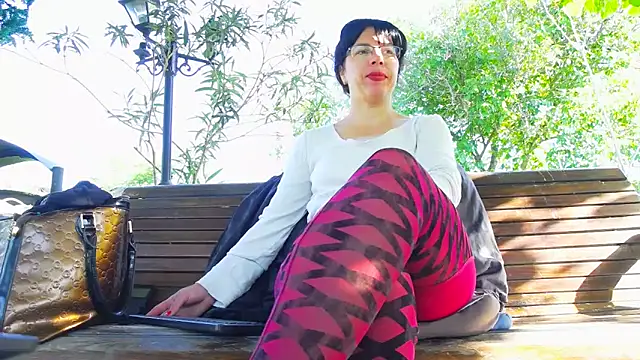 SquirtyMellissaLabia online show from 16, 5, 2026