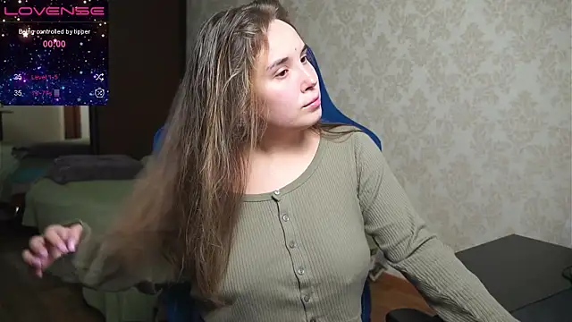 Snapshot of Sandra_SW_ chatting on 4, 3, 2025 Sandra SW online show from 4, 3, 2025