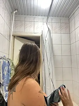 Snapshot of Sandra_SW_ chatting on 3, 10, 2025 Sandra SW online show from 3, 10, 2025