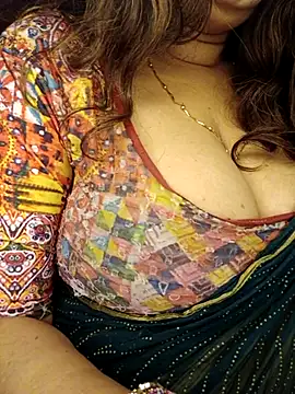 Snapshot of SIDDHAA--897 chatting on 18, 7, 2026 SIDDHAA--897 online show from 18, 7, 2026