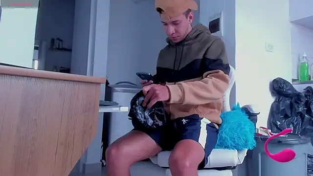 Snapshot of petter_coleman_ chatting on 2, 3, 2025 petter coleman online show from 2, 3, 2025