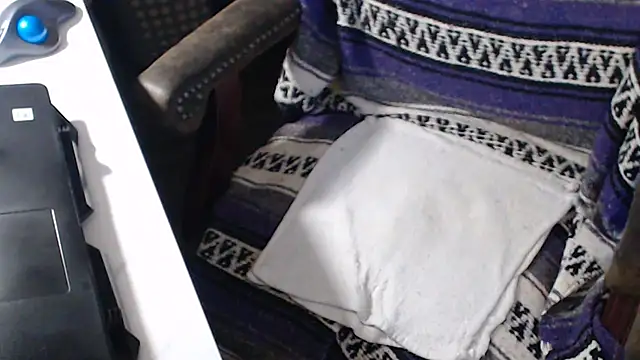 QueenDenizeAndTheCaptain online show from 13, 10, 2025