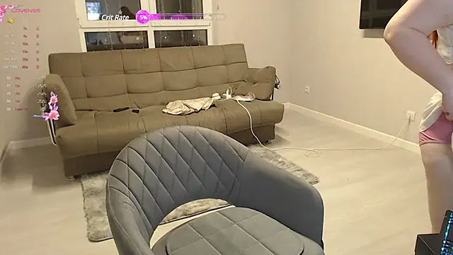 Mia Bows online show from 13, 3, 2025