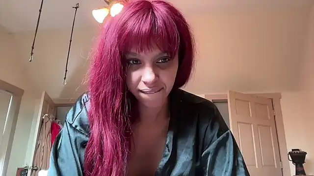 Snapshot of queendab626 chatting on 3, 1, 2025 queendab626 online show from 3, 1, 2025