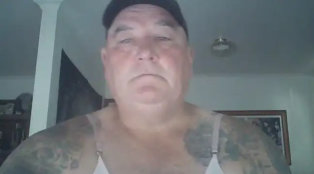 Snapshot of HOTANAL chatting on 2, 2, 2025 HOTANAL online show from 2, 2, 2025