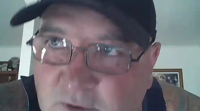 Snapshot of HOTANAL chatting on 2, 3, 2025 HOTANAL online show from 2, 3, 2025