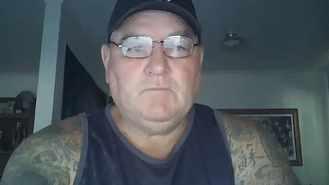 Snapshot of HOTANAL chatting on 3, 3, 2025 HOTANAL online show from 3, 3, 2025