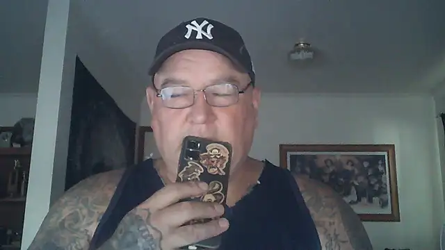 Snapshot of HOTANAL chatting on 18, 3, 2025 HOTANAL online show from 18, 3, 2025