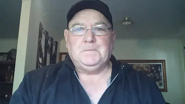 Snapshot of HOTANAL chatting on 12, 9, 2025 HOTANAL online show from 12, 9, 2025