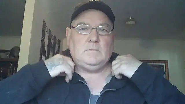 Snapshot of HOTANAL chatting on 22, 9, 2025 HOTANAL online show from 22, 9, 2025