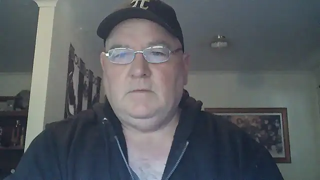Snapshot of HOTANAL chatting on 23, 9, 2025 HOTANAL online show from 23, 9, 2025