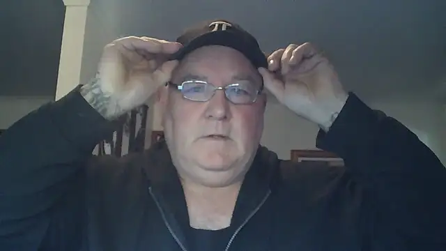 Snapshot of HOTANAL chatting on 28, 9, 2025 HOTANAL online show from 28, 9, 2025