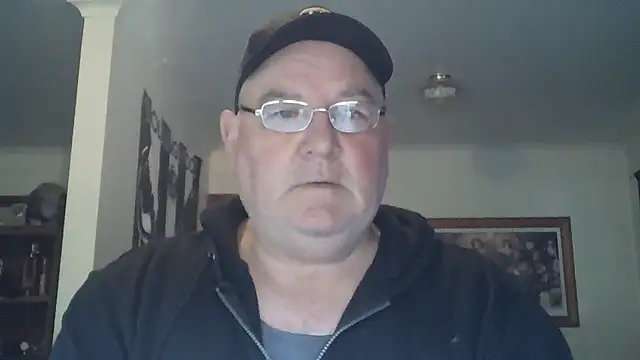 Snapshot of HOTANAL chatting on 2, 10, 2025 HOTANAL online show from 2, 10, 2025