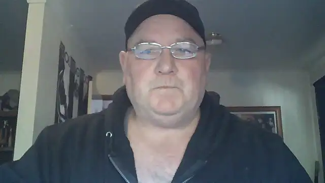 Snapshot of HOTANAL chatting on 8, 10, 2025 HOTANAL online show from 8, 10, 2025