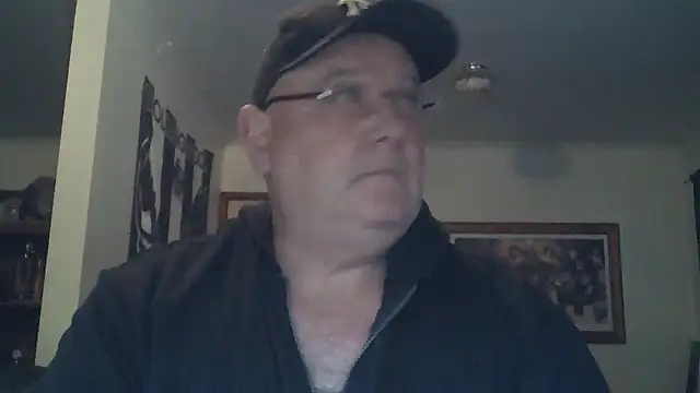 Snapshot of HOTANAL chatting on 19, 10, 2025 HOTANAL online show from 19, 10, 2025