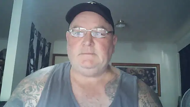 Snapshot of HOTANAL chatting on 1, 11, 2025 HOTANAL online show from 1, 11, 2025