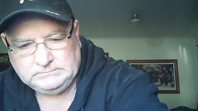 Snapshot of HOTANAL chatting on 18, 11, 2025 HOTANAL online show from 18, 11, 2025