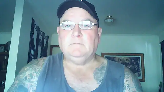 Snapshot of HOTANAL chatting on 13, 12, 2025 HOTANAL online show from 13, 12, 2025