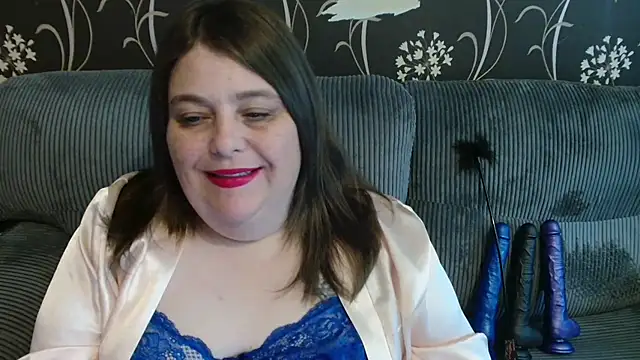 HouseWifeWhore Milf online show from 22, 10, 2025