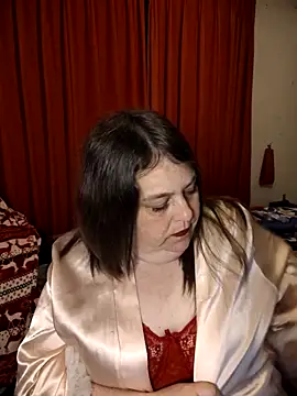 Snapshot of HouseWifeWhore_Milf chatting on 1, 5, 2026 HouseWifeWhore Milf online show from 1, 5, 2026