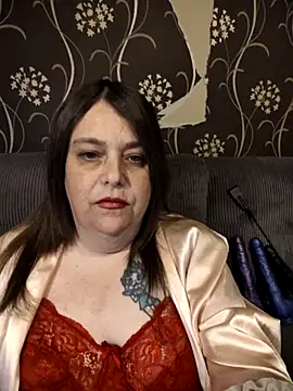 Snapshot of HouseWifeWhore_Milf chatting on 5, 5, 2026 HouseWifeWhore Milf online show from 5, 5, 2026