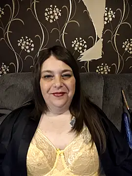 Snapshot of HouseWifeWhore_Milf chatting on 12, 5, 2026 HouseWifeWhore Milf online show from 12, 5, 2026