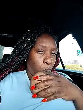 Snapshot of markquanna chatting on 3, 10, 2025 markquanna online show from 3, 10, 2025