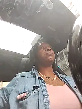 Snapshot of markquanna chatting on 19, 12, 2025 markquanna online show from 19, 12, 2025