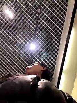 CrazzyChicks online show from 5, 11, 2025