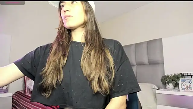 Snapshot of Charlotte7-7 chatting on 23, 9, 2025 Charlotte7-7 online show from 23, 9, 2025