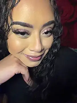 Snapshot of CarmelaAnthony chatting on 17, 12, 2025 CarmelaAnthony online show from 17, 12, 2025