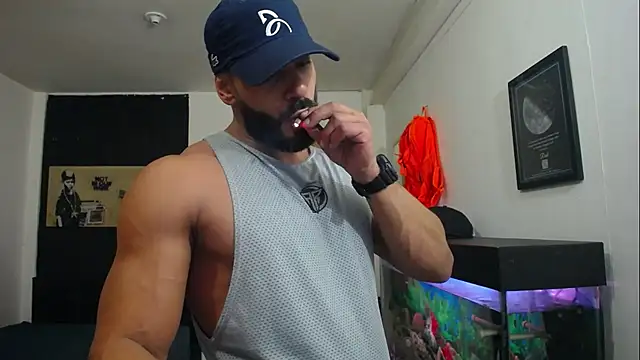 Snapshot of romeolovedark chatting on 7, 2, 2025 romeolovedark online show from 7, 2, 2025