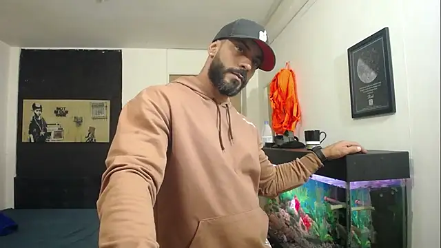 Snapshot of romeolovedark chatting on 10, 2, 2025 romeolovedark online show from 10, 2, 2025