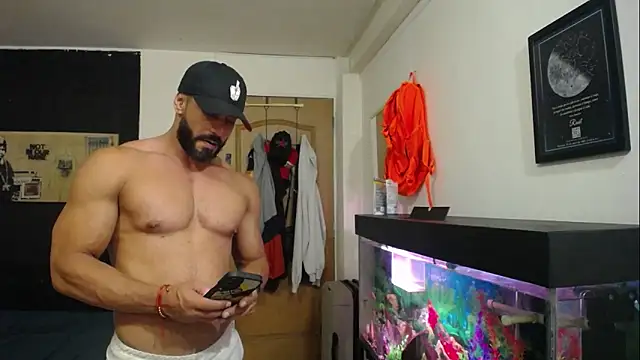 Snapshot of romeolovedark chatting on 11, 2, 2025 romeolovedark online show from 11, 2, 2025