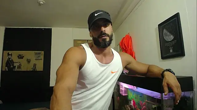 Snapshot of romeolovedark chatting on 6, 3, 2025 romeolovedark online show from 6, 3, 2025