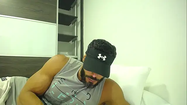 Snapshot of romeolovedark chatting on 12, 3, 2025 romeolovedark online show from 12, 3, 2025