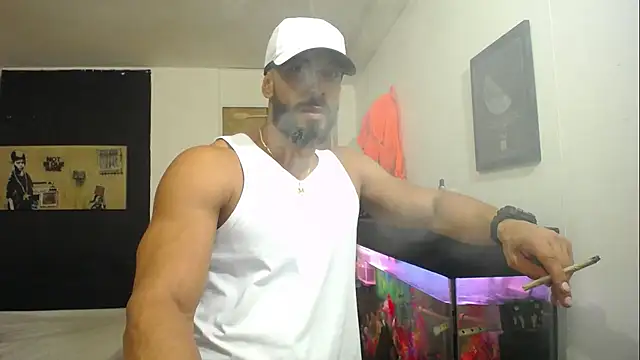 Snapshot of romeolovedark chatting on 18, 3, 2025 romeolovedark online show from 18, 3, 2025