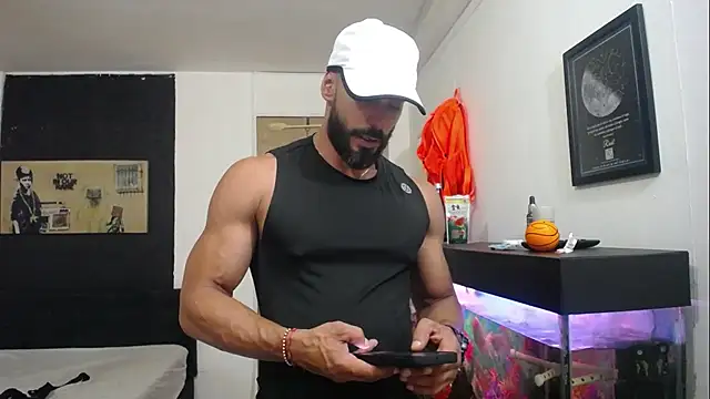 Snapshot of romeolovedark chatting on 19, 3, 2025 romeolovedark online show from 19, 3, 2025