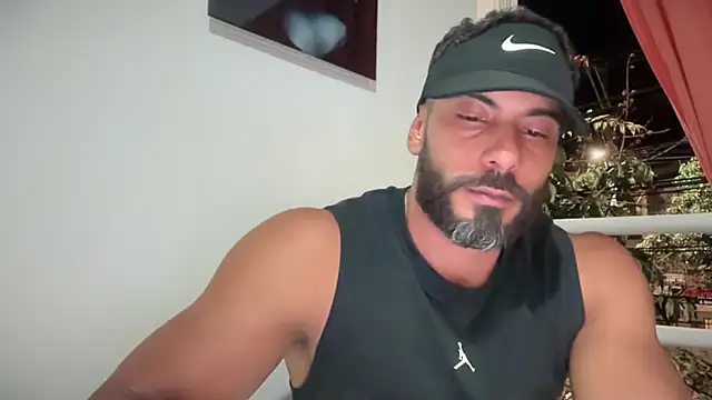 Snapshot of romeolovedark chatting on 12, 9, 2025 romeolovedark online show from 12, 9, 2025