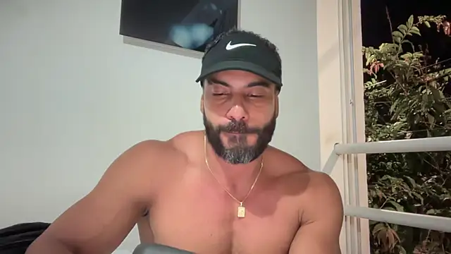 Snapshot of romeolovedark chatting on 14, 9, 2025 romeolovedark online show from 14, 9, 2025