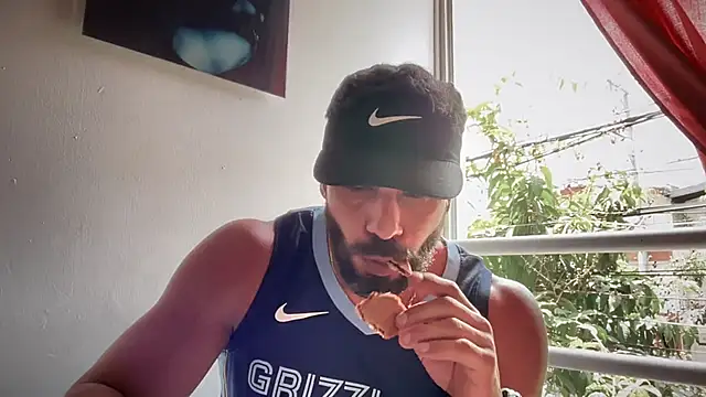 Snapshot of romeolovedark chatting on 14, 9, 2025 romeolovedark online show from 14, 9, 2025