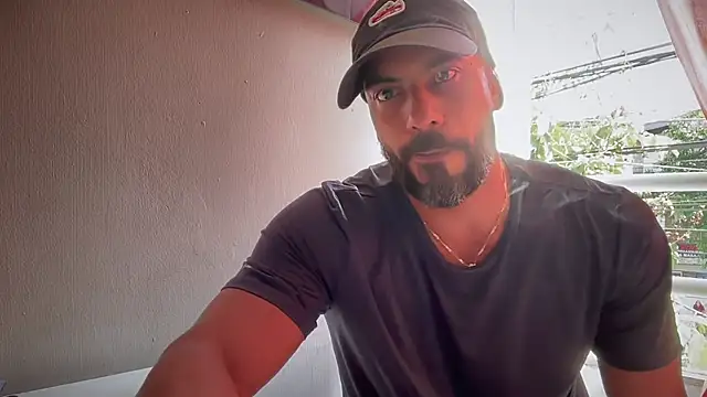 Snapshot of romeolovedark chatting on 17, 11, 2025 romeolovedark online show from 17, 11, 2025