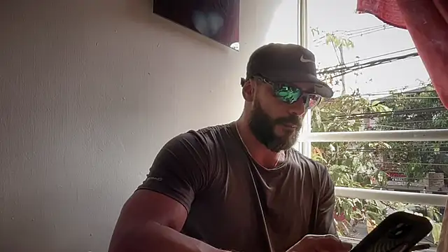 Snapshot of romeolovedark chatting on 13, 12, 2025 romeolovedark online show from 13, 12, 2025