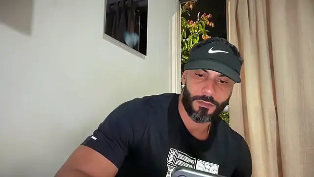 romeolovedark online show from 26, 5, 2026